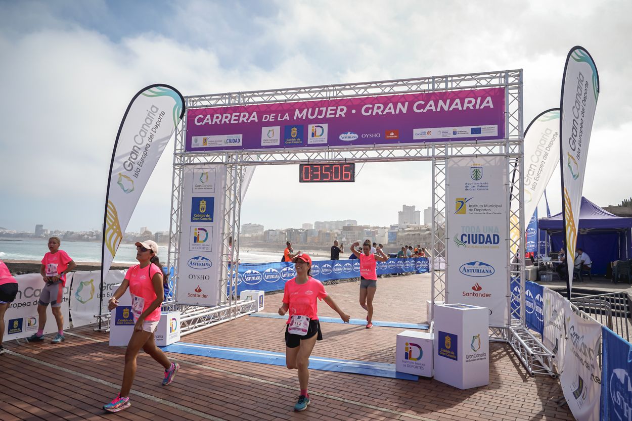 Las fotos de meta de la Carrera de la Mujer de Gran Canaria 11 34 17 15701 O