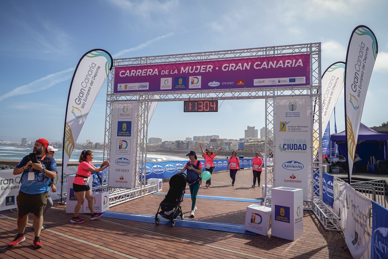 Las fotos de meta de la Carrera de la Mujer de Gran Canaria 12 12 15 15701 O