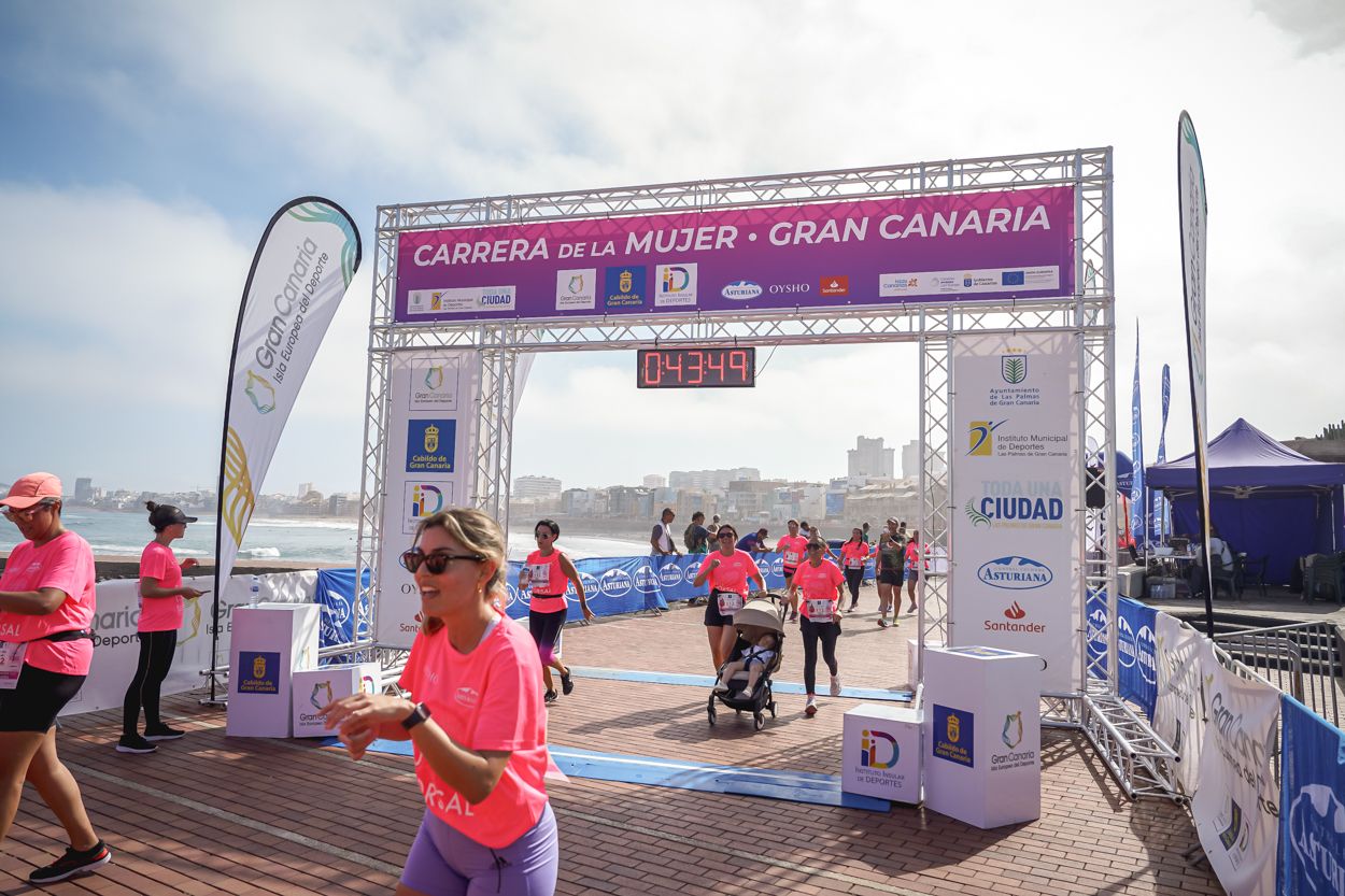 Las fotos de meta de la Carrera de la Mujer de Gran Canaria 11 42 59 15701 O
