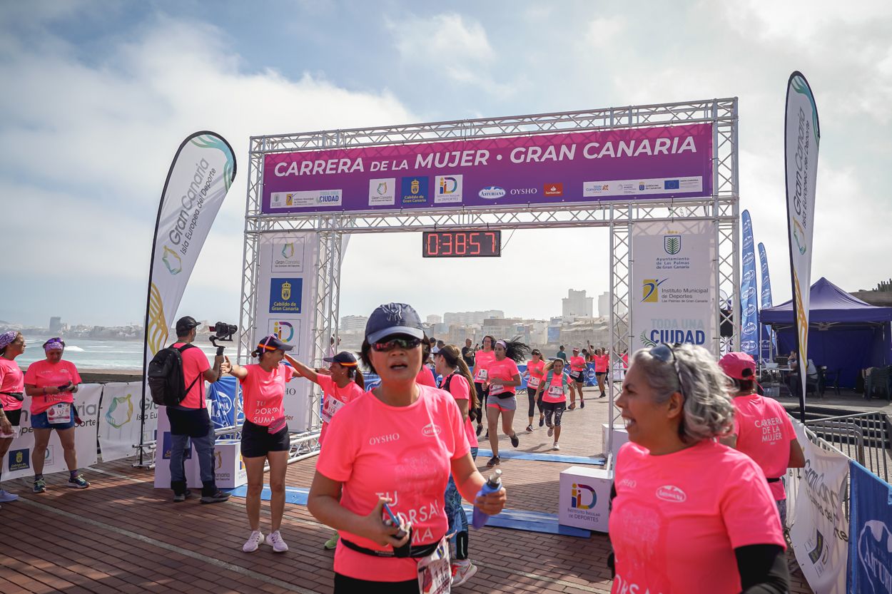 Las fotos de meta de la Carrera de la Mujer de Gran Canaria 11 38 08 15701 O