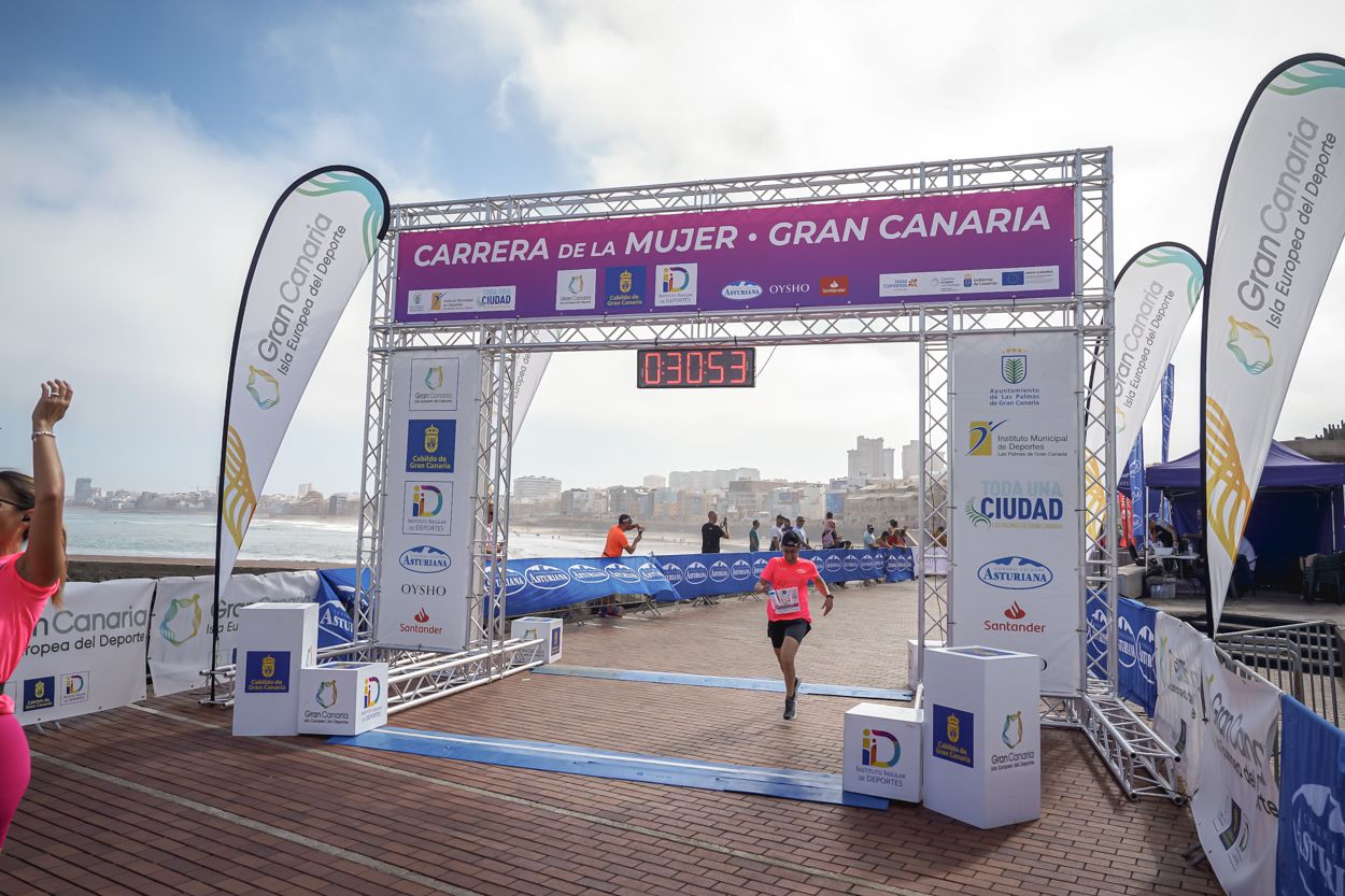 Las fotos de meta de la Carrera de la Mujer de Gran Canaria11 30 04 15701 O