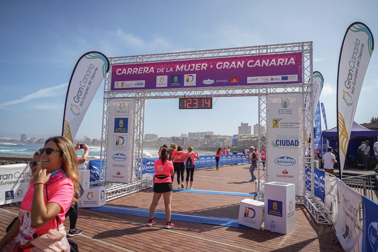 Las fotos de meta de la Carrera de la Mujer de Gran Canaria 12 22 25 15701 O