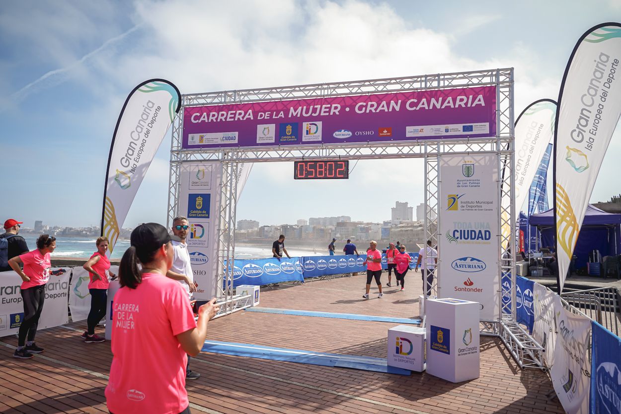 Las fotos de meta de la Carrera de la Mujer de Gran Canaria 11 57 12 15701 O
