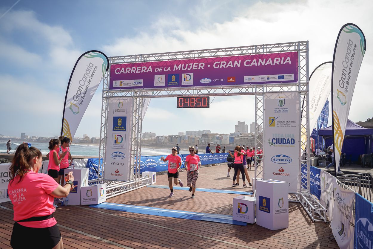 Las fotos de meta de la Carrera de la Mujer de Gran Canaria 11 48 01 15701 O