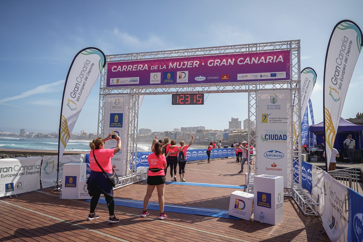 Las fotos de meta de la Carrera de la Mujer de Gran Canaria 12 22 26 15701 O