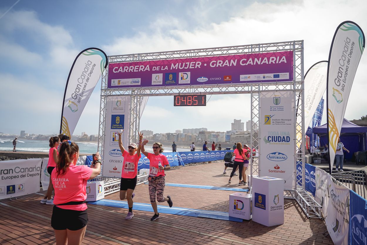 Las fotos de meta de la Carrera de la Mujer de Gran Canaria 11 48 02 15701 O