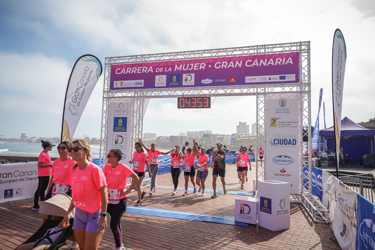 Las fotos de meta de la Carrera de la Mujer de Gran Canaria 11 43 03 15701 O
