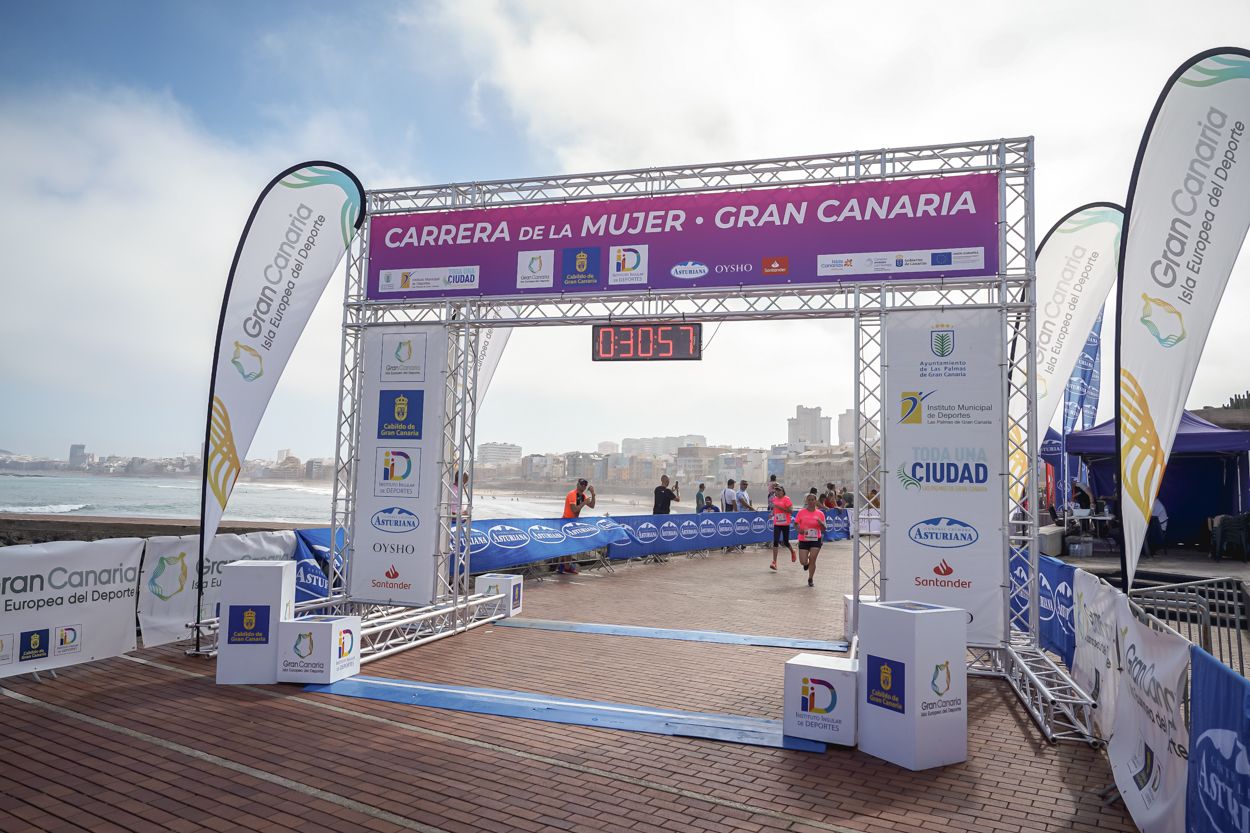 Las fotos de meta de la Carrera de la Mujer de Gran Canaria11 30 07 15701 O