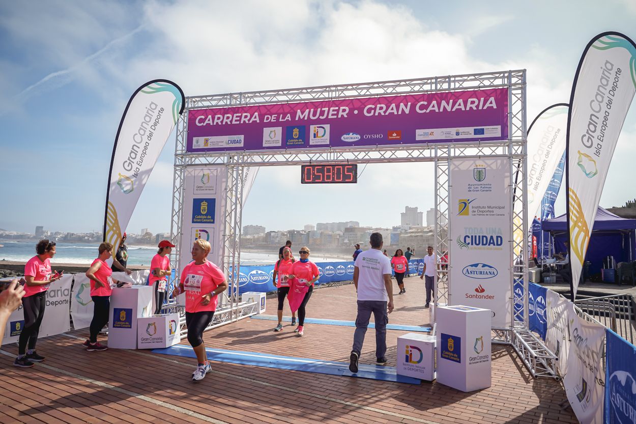 Las fotos de meta de la Carrera de la Mujer de Gran Canaria 11 57 16 15701 O