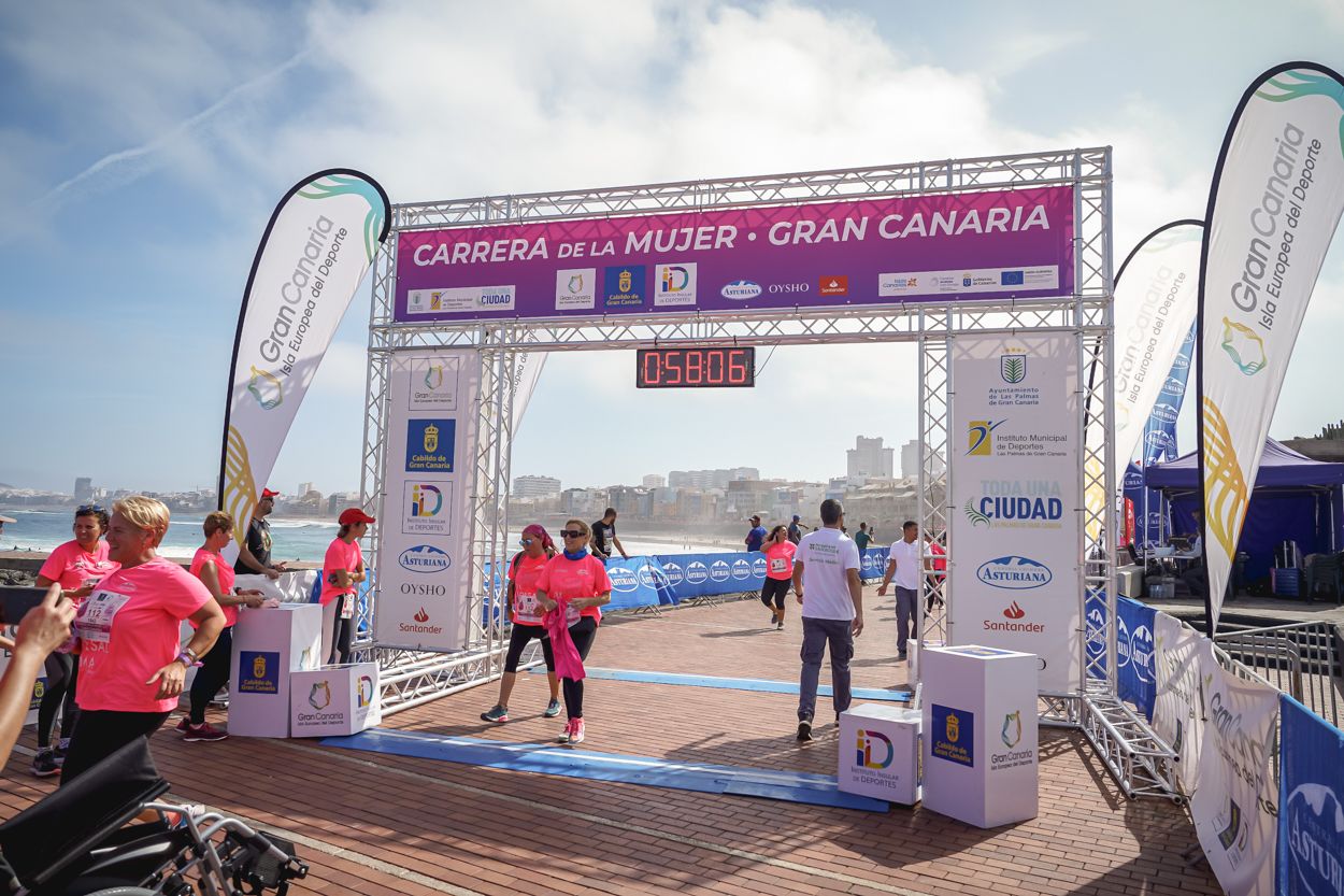 Las fotos de meta de la Carrera de la Mujer de Gran Canaria 11 57 17 15701 O