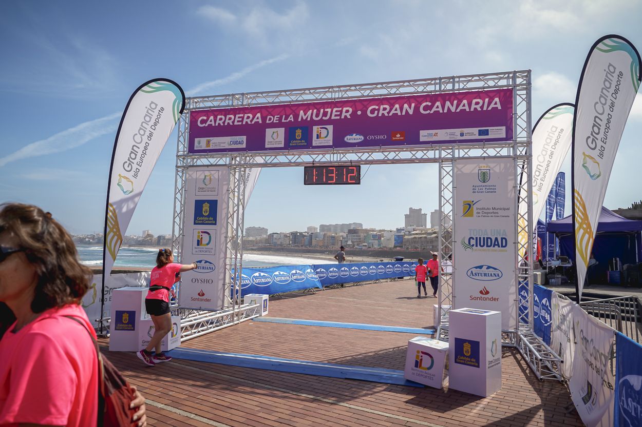 Las fotos de meta de la Carrera de la Mujer de Gran Canaria 12 12 23 15701 O