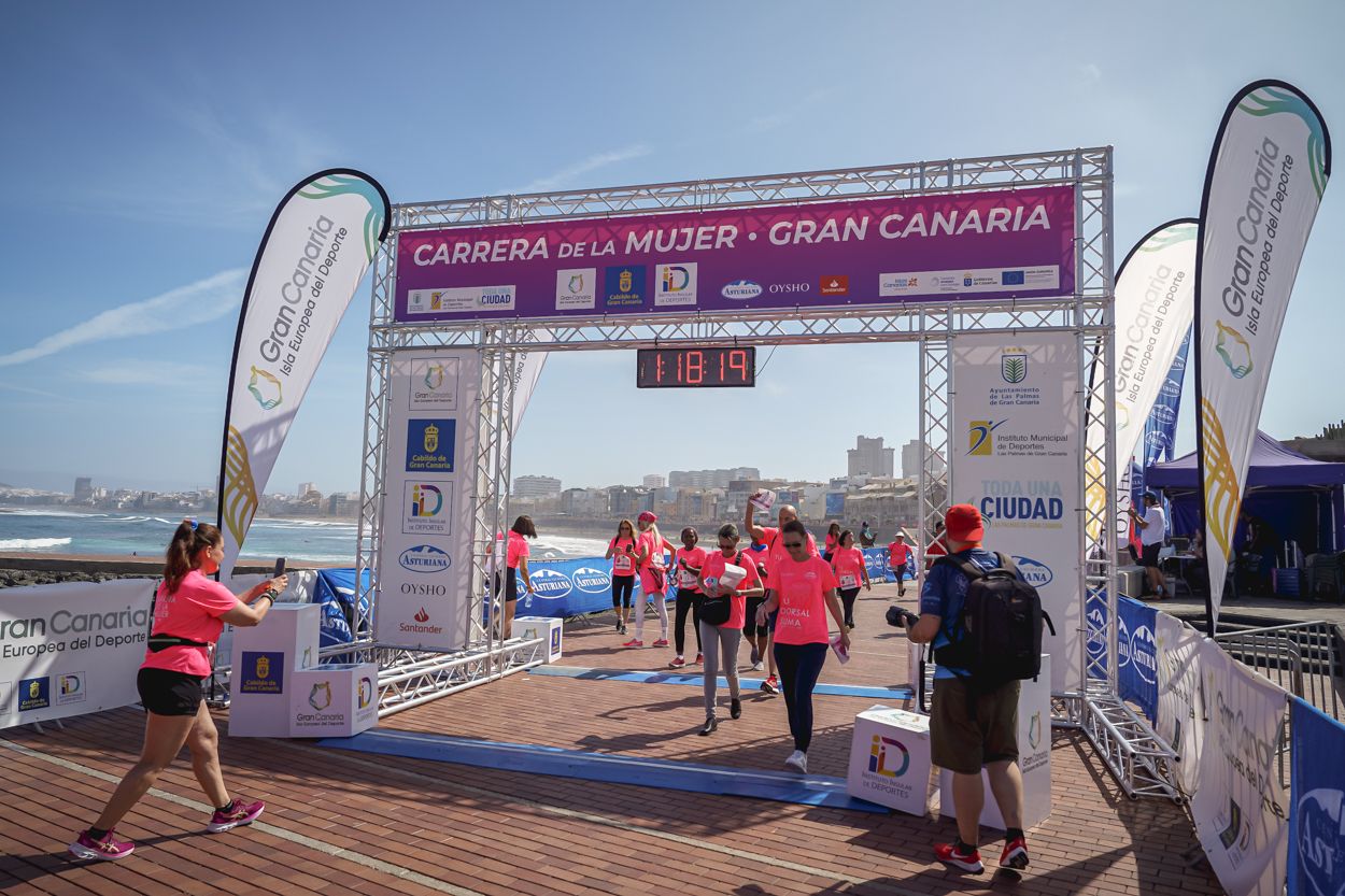 Las fotos de meta de la Carrera de la Mujer de Gran Canaria 12 17 30 15701 O