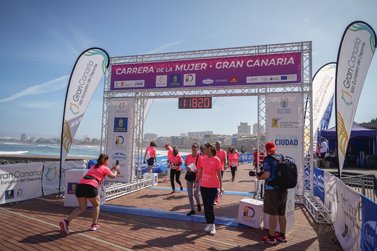 Las fotos de meta de la Carrera de la Mujer de Gran Canaria 12 17 31 15701 O
