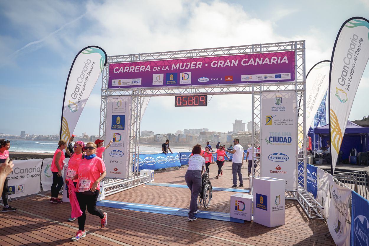 Las fotos de meta de la Carrera de la Mujer de Gran Canaria 11 57 19 15701 O