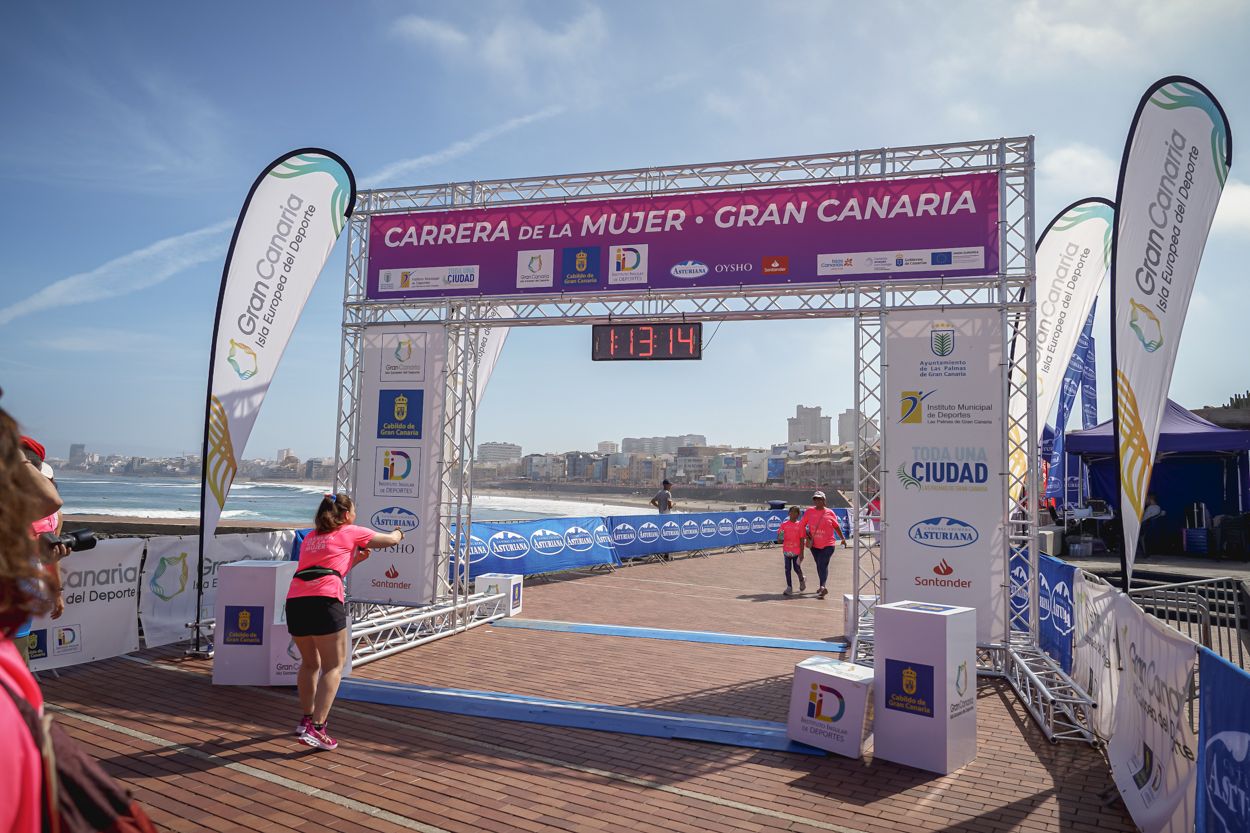 Las fotos de meta de la Carrera de la Mujer de Gran Canaria 12 12 25 15701 O