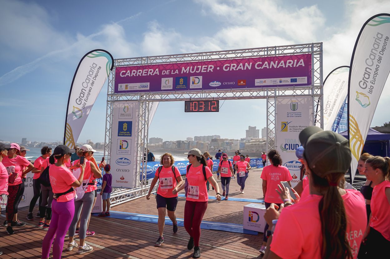 Las fotos de meta de la Carrera de la Mujer de Gran Canaria 12 02 23 15701 O