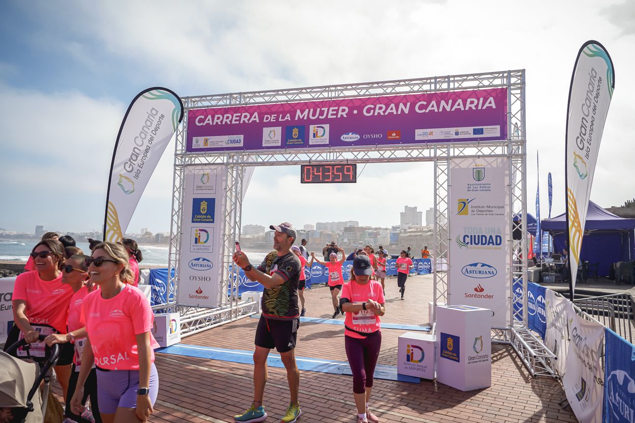 Las fotos de meta de la Carrera de la Mujer de Gran Canaria 11 43 10 15701 O