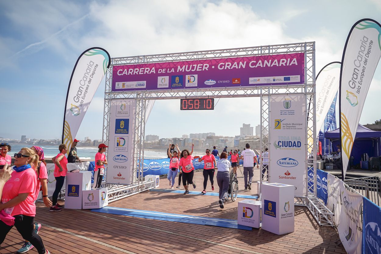 Las fotos de meta de la Carrera de la Mujer de Gran Canaria 11 57 20 15701 O