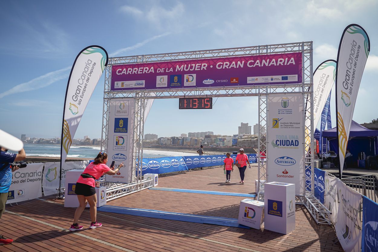 Las fotos de meta de la Carrera de la Mujer de Gran Canaria 12 12 26 15701 O