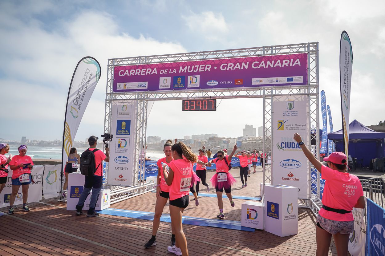 Las fotos de meta de la Carrera de la Mujer de Gran Canaria 11 38 18 15701 O