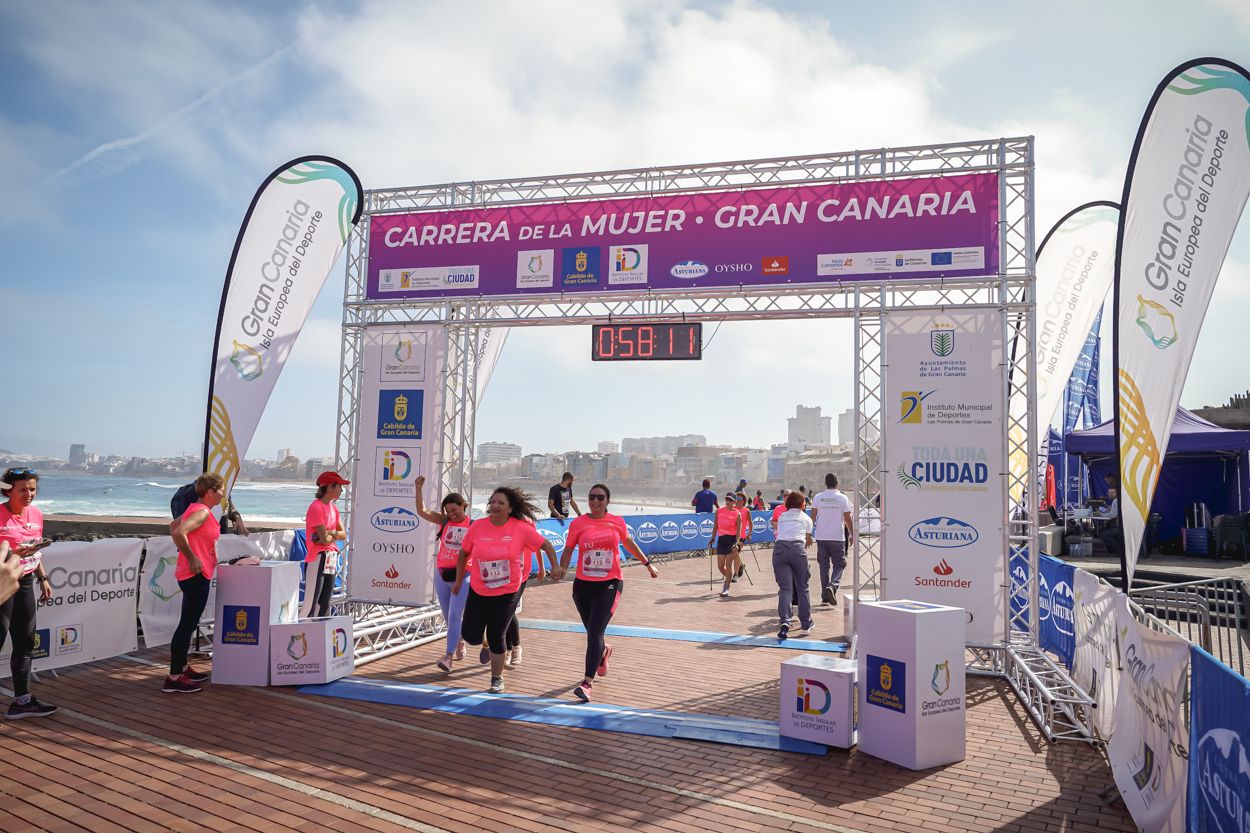 Las fotos de meta de la Carrera de la Mujer de Gran Canaria 11 57 21 15701 O