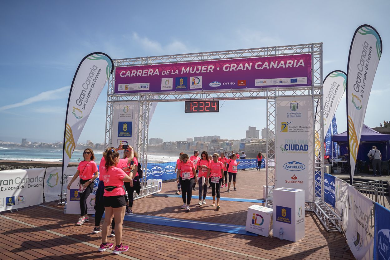 Las fotos de meta de la Carrera de la Mujer de Gran Canaria 12 22 35 15701 O