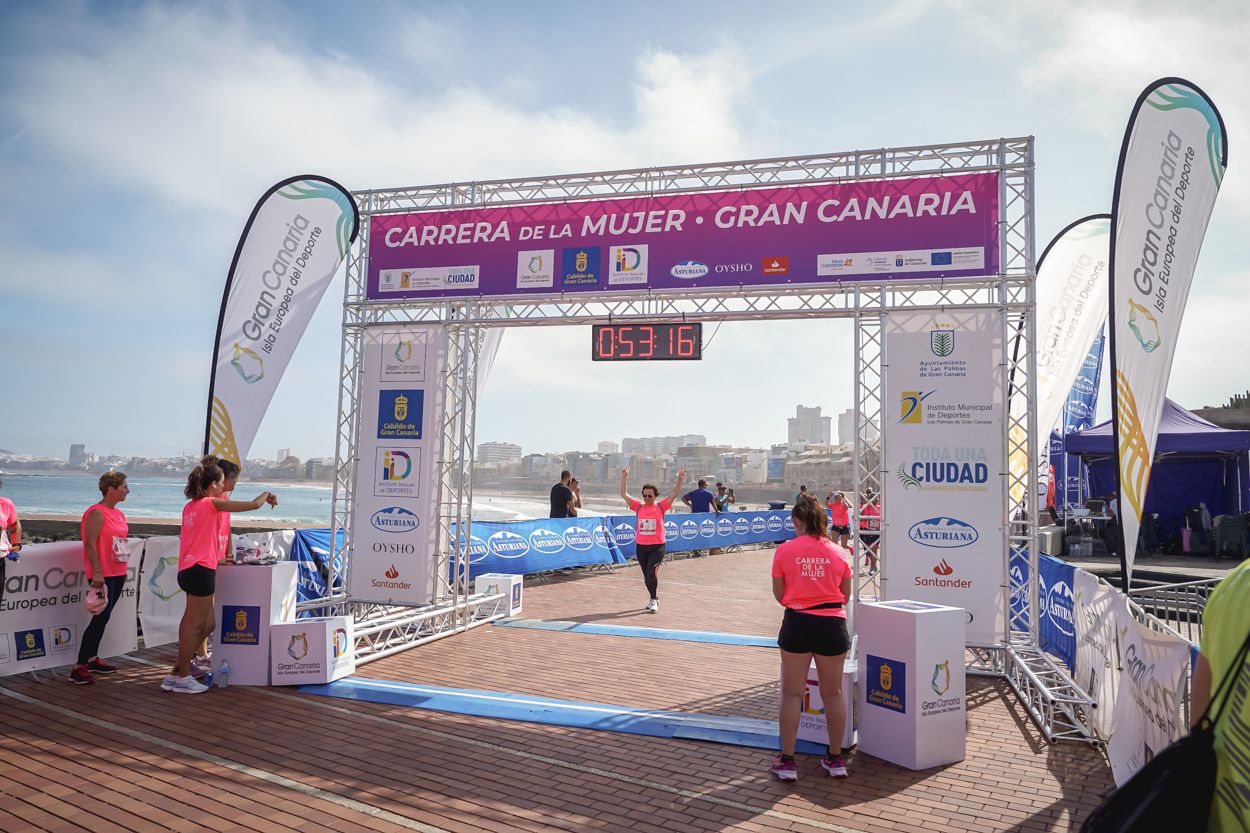 Las fotos de meta de la Carrera de la Mujer de Gran Canaria 11 52 27 15701 O