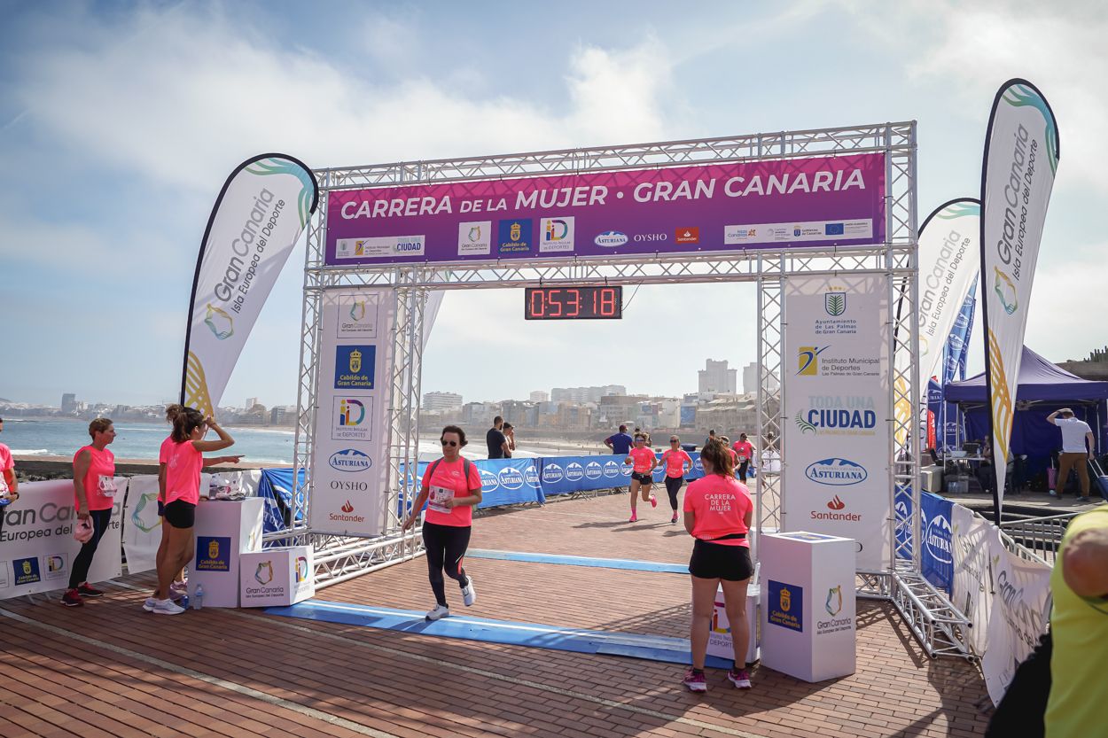Las fotos de meta de la Carrera de la Mujer de Gran Canaria 11 52 29 15701 O