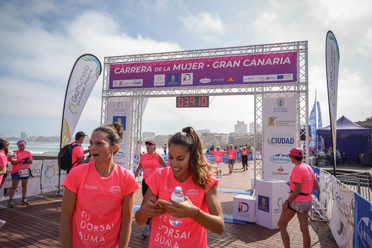 Las fotos de meta de la Carrera de la Mujer de Gran Canaria 11 38 21 15701 O