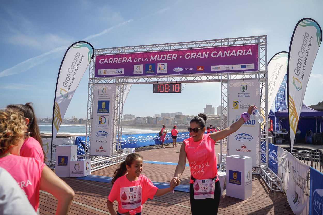 Las fotos de meta de la Carrera de la Mujer de Gran Canaria 12 07 28 15701 O