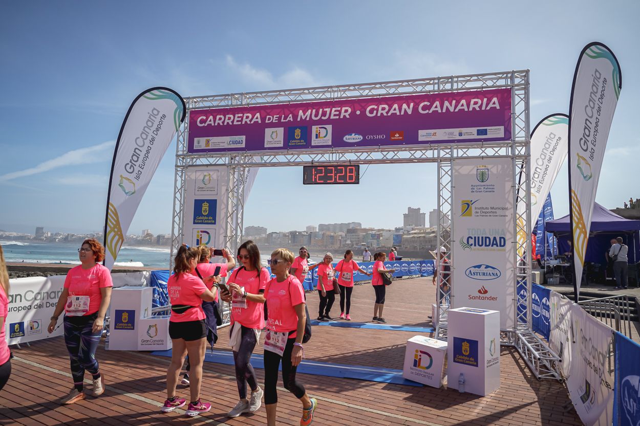 Las fotos de meta de la Carrera de la Mujer de Gran Canaria 12 22 39 15701 O