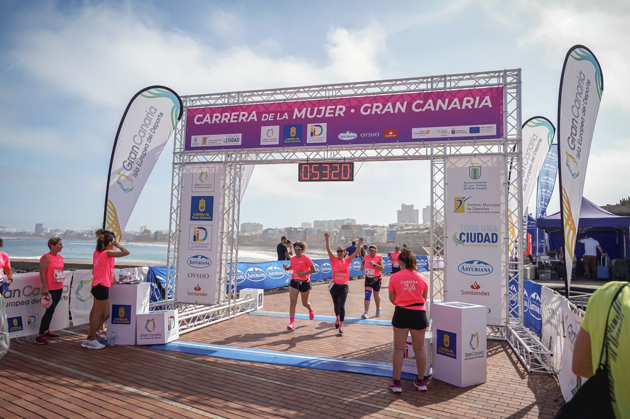 Las fotos de meta de la Carrera de la Mujer de Gran Canaria 11 52 31 15701 O