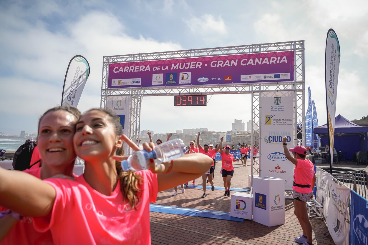Las fotos de meta de la Carrera de la Mujer de Gran Canaria 11 38 25 15701 O
