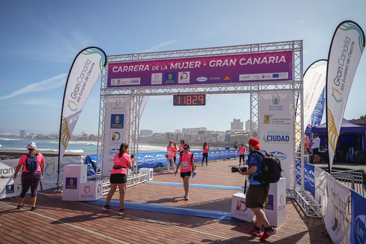 Las fotos de meta de la Carrera de la Mujer de Gran Canaria 12 17 40 15701 O