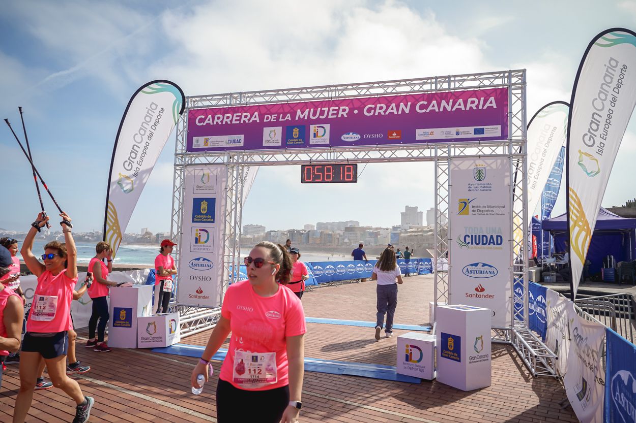 Las fotos de meta de la Carrera de la Mujer de Gran Canaria 11 57 28 15701 O