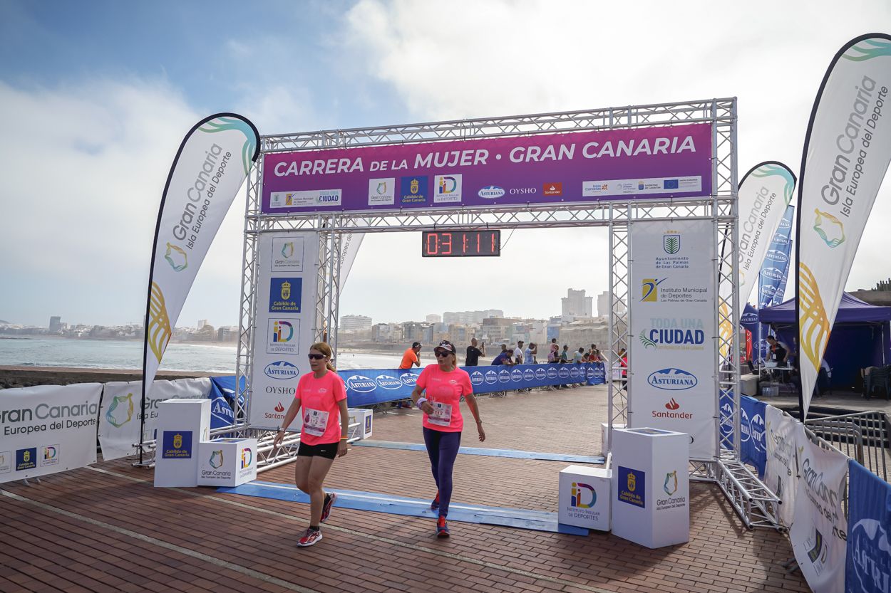 Las fotos de meta de la Carrera de la Mujer de Gran Canaria11 30 22 15701 O
