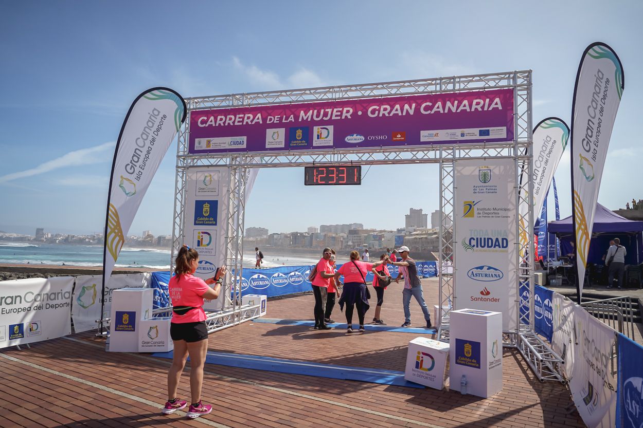 Las fotos de meta de la Carrera de la Mujer de Gran Canaria 12 22 42 15701 O