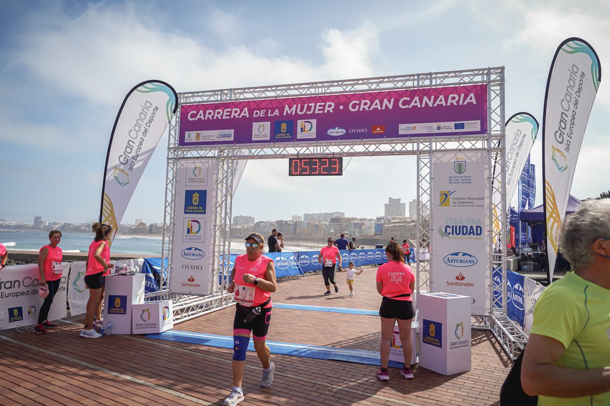 Las fotos de meta de la Carrera de la Mujer de Gran Canaria 11 52 34 15701 O