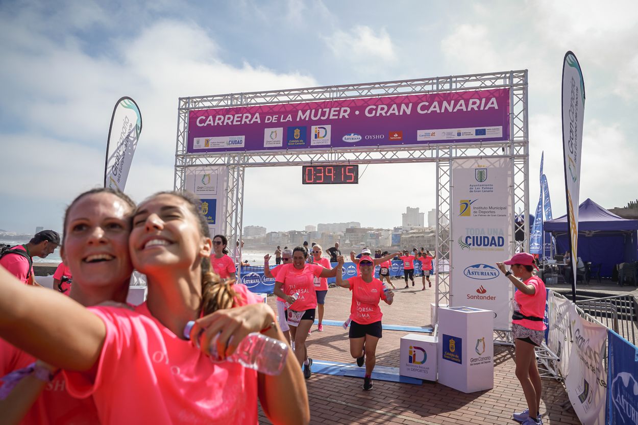 Las fotos de meta de la Carrera de la Mujer de Gran Canaria 11 38 26 15701 O