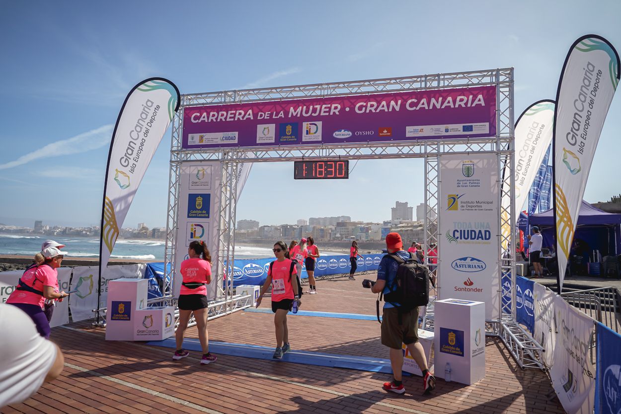Las fotos de meta de la Carrera de la Mujer de Gran Canaria 12 17 41 15701 O
