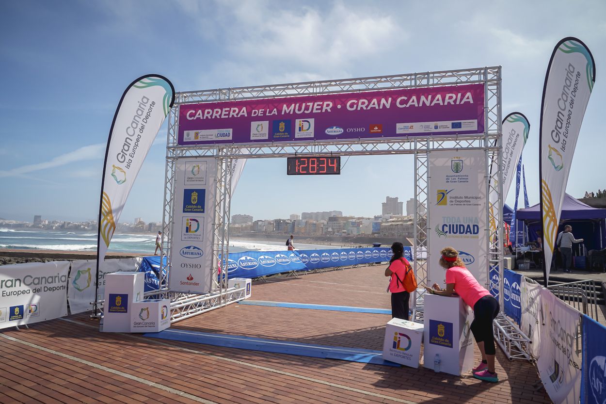 Las fotos de meta de la Carrera de la Mujer de Gran Canaria 12 27 45 15701 O