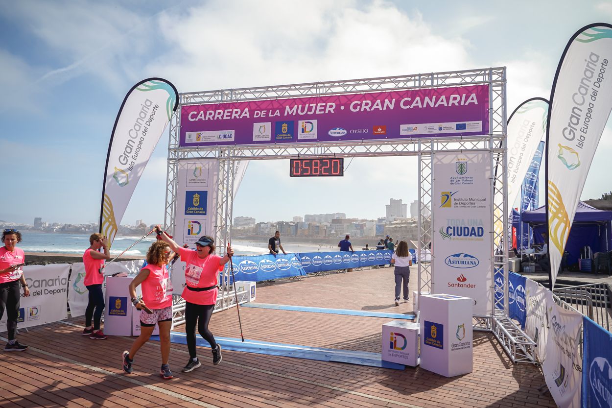 Las fotos de meta de la Carrera de la Mujer de Gran Canaria 11 57 30 15701 O