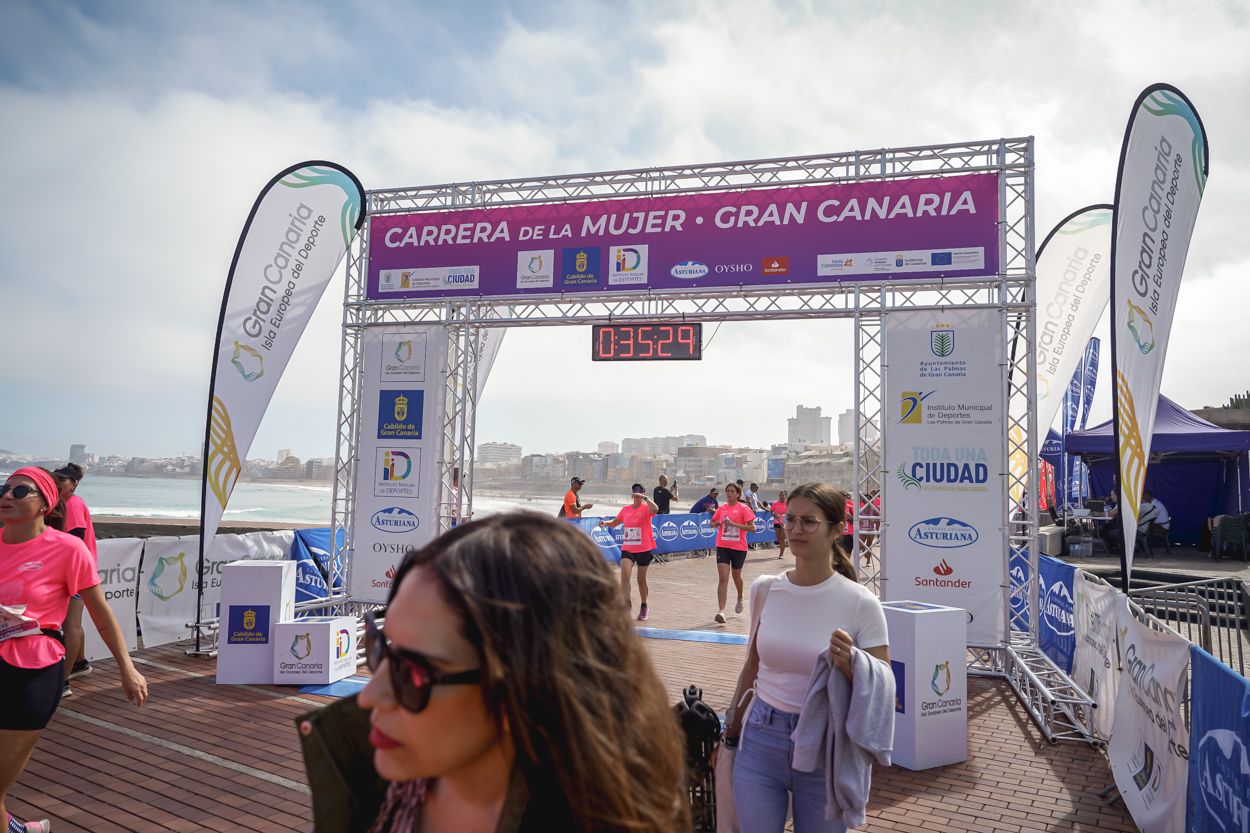 Las fotos de meta de la Carrera de la Mujer de Gran Canaria 11 34 40 15701 O