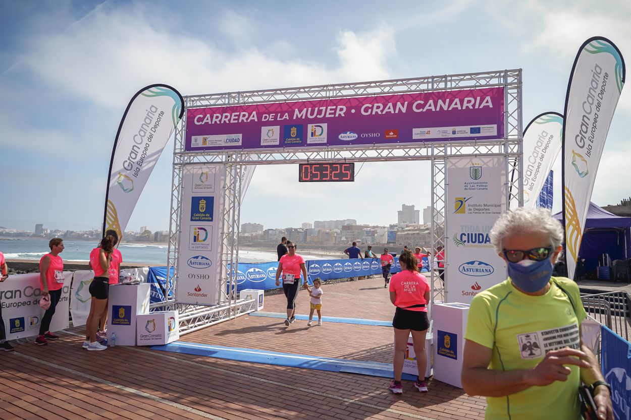 Las fotos de meta de la Carrera de la Mujer de Gran Canaria 11 52 36 15701 O
