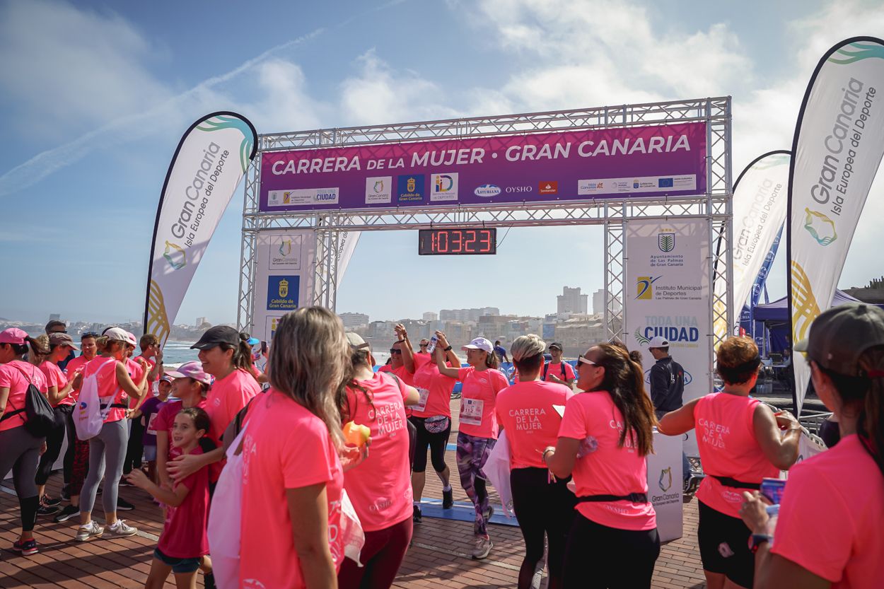 Las fotos de meta de la Carrera de la Mujer de Gran Canaria 12 02 34 15701 O