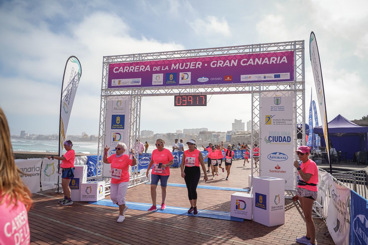 Las fotos de meta de la Carrera de la Mujer de Gran Canaria 11 38 28 15701 O