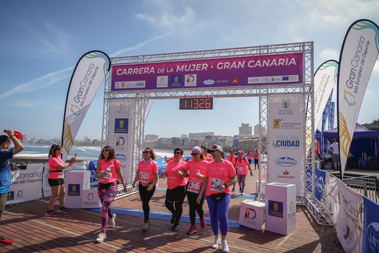 Las fotos de meta de la Carrera de la Mujer de Gran Canaria 12 12 37 15701 O