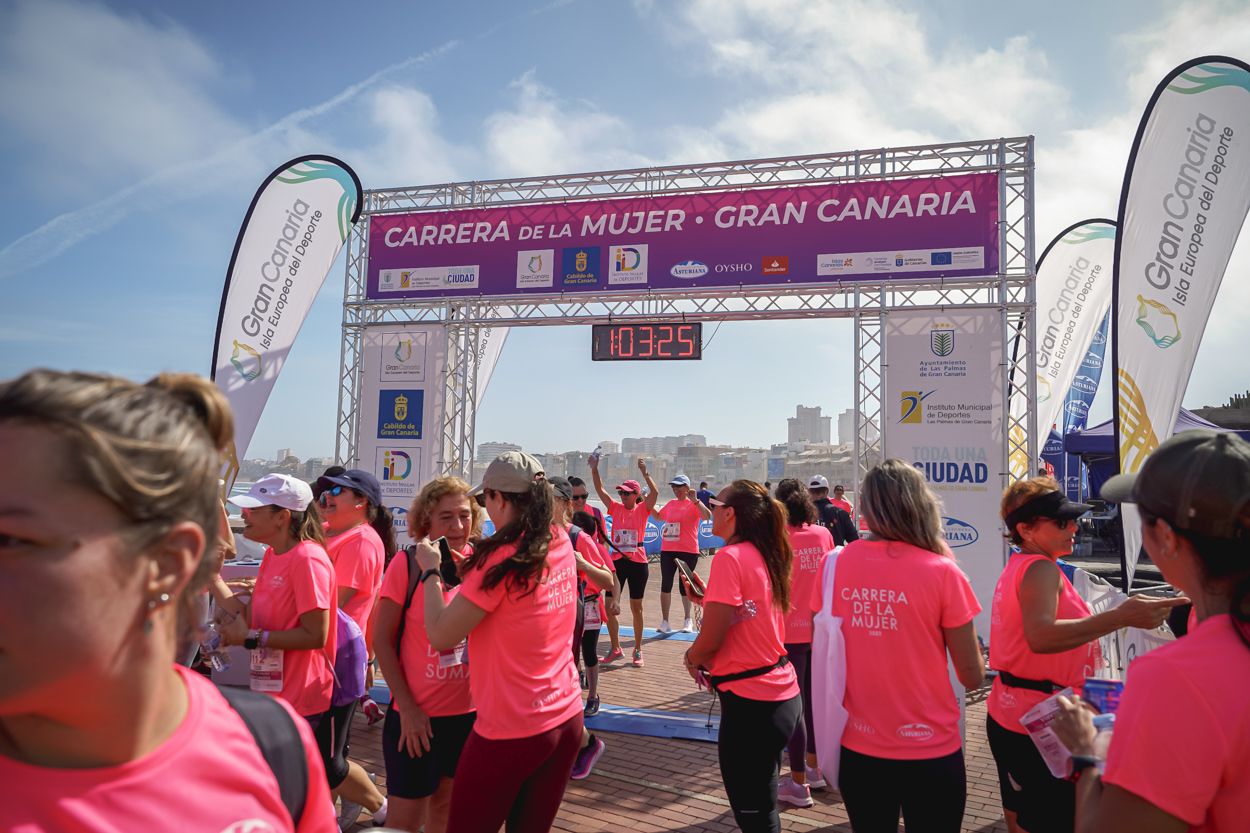 Las fotos de meta de la Carrera de la Mujer de Gran Canaria 12 02 36 15701 O