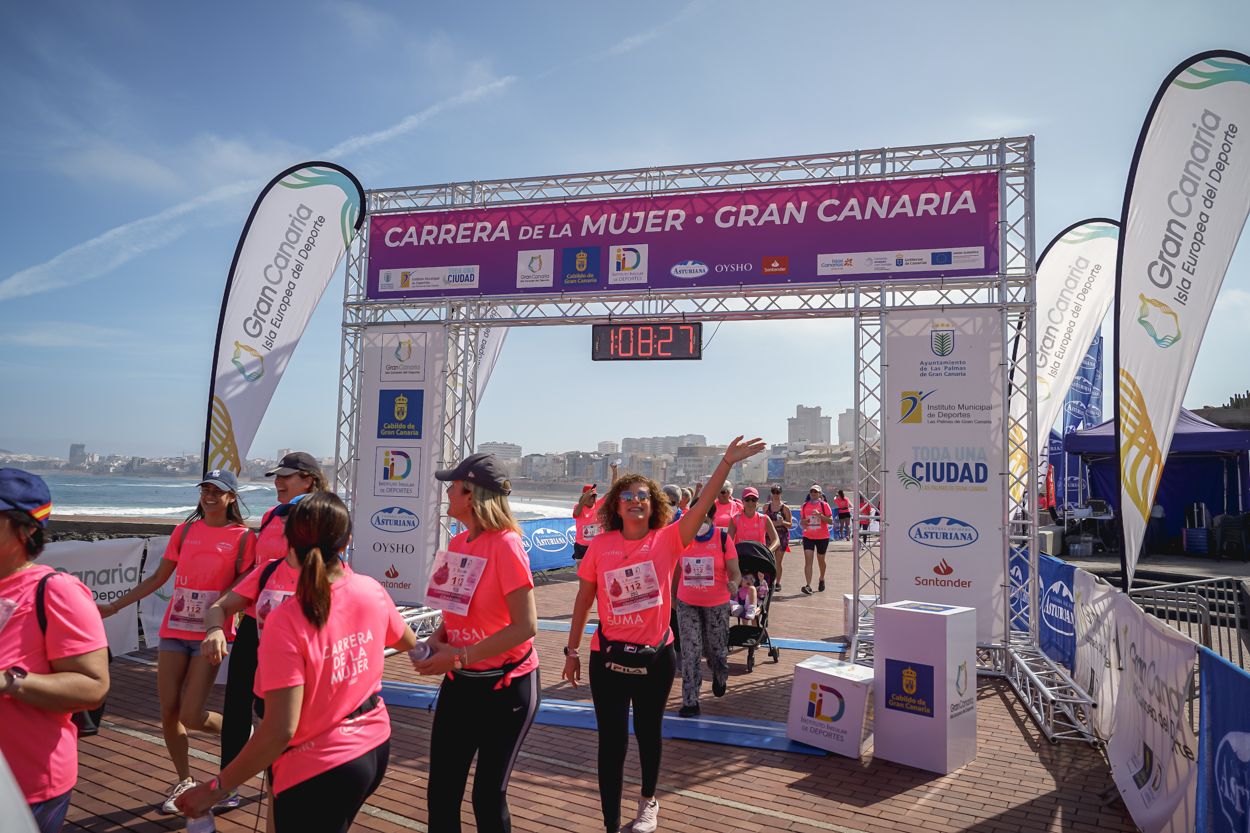 Las fotos de meta de la Carrera de la Mujer de Gran Canaria 12 07 38 15701 O