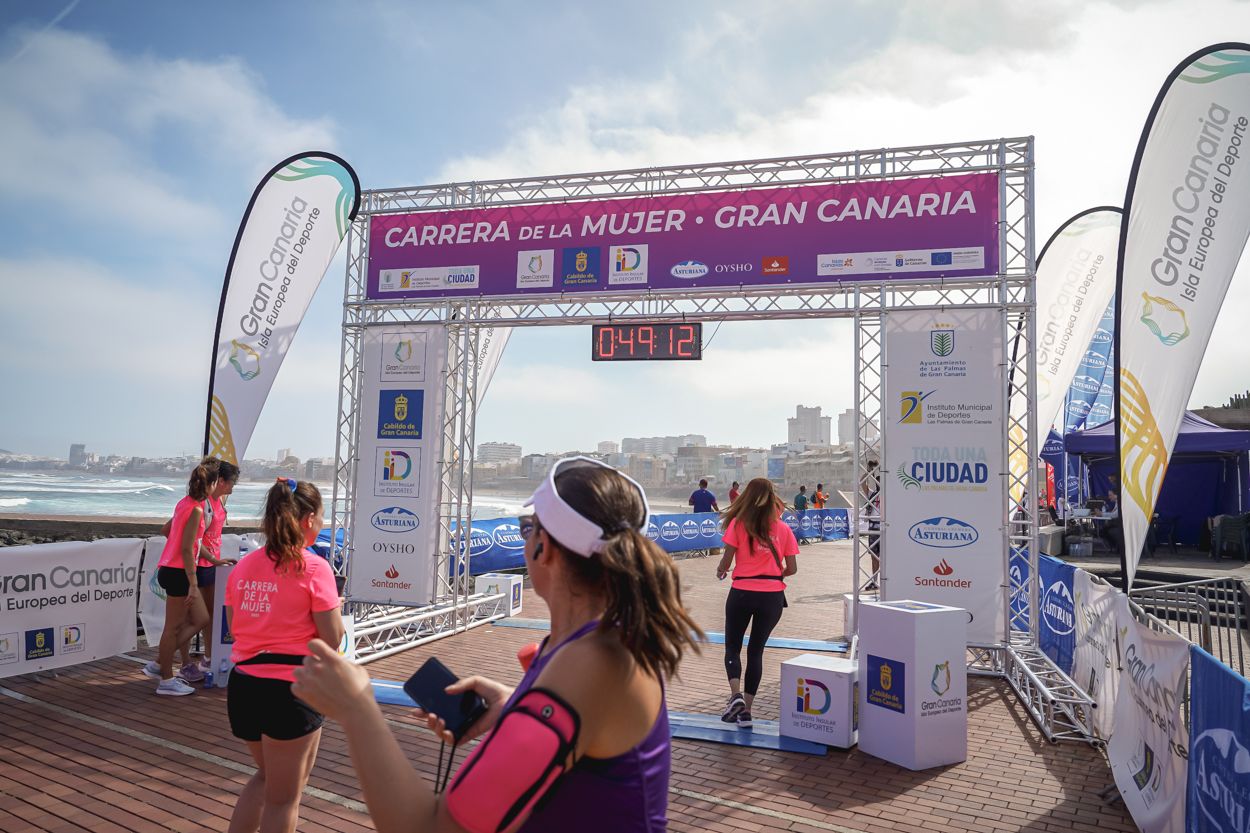 Las fotos de meta de la Carrera de la Mujer de Gran Canaria 11 48 23 15701 O
